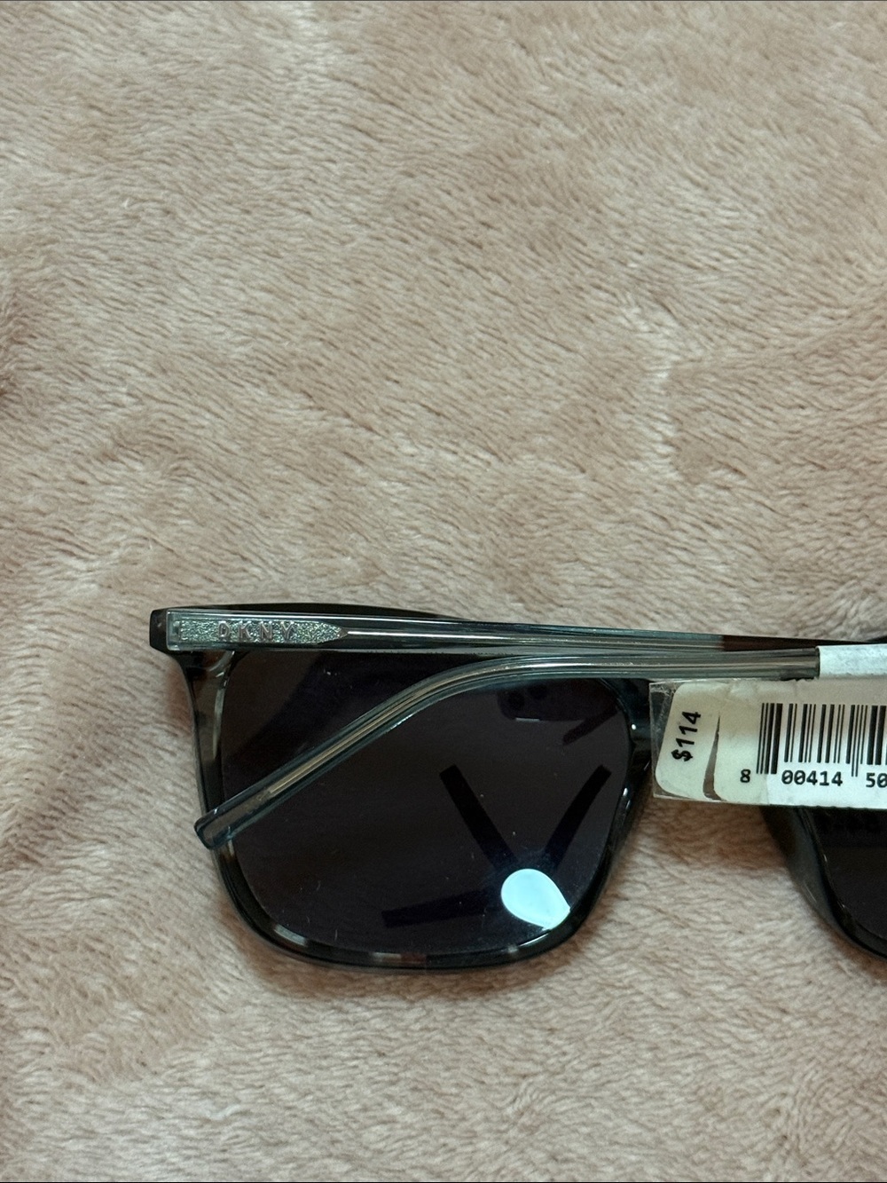 Classic Black Cat Eye Sunglasses - Picture 5 of 6